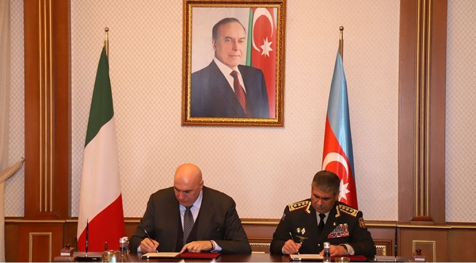 azerbaycan-ve-italiya-arasinda-herbi-telimlerle-bagli-sened-imzalanib