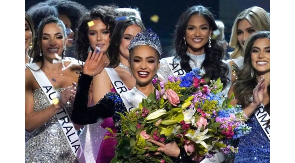 dunyanin-en-gozel-qadini-melum-oldu