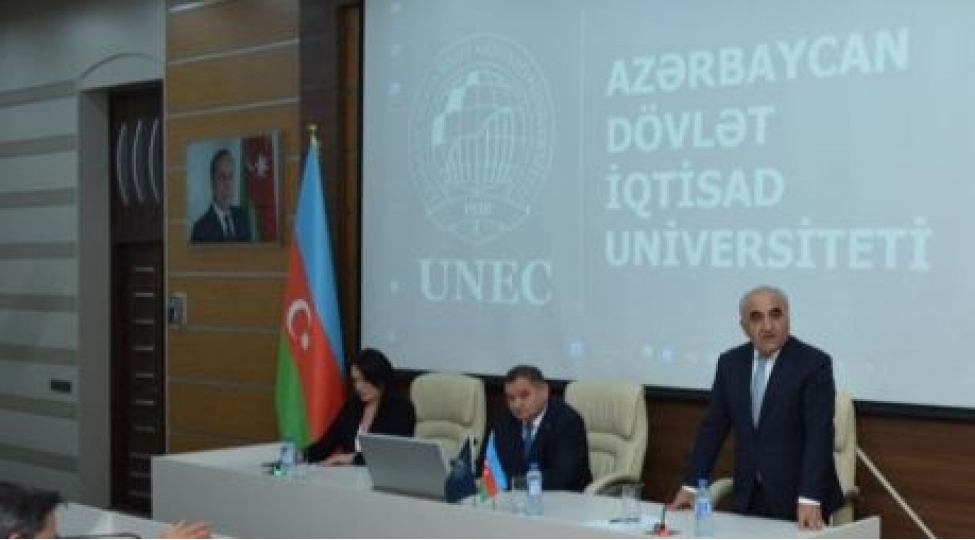 unec-i-bitiren-telebelere-qeyri-akademik-transkript-verilecek