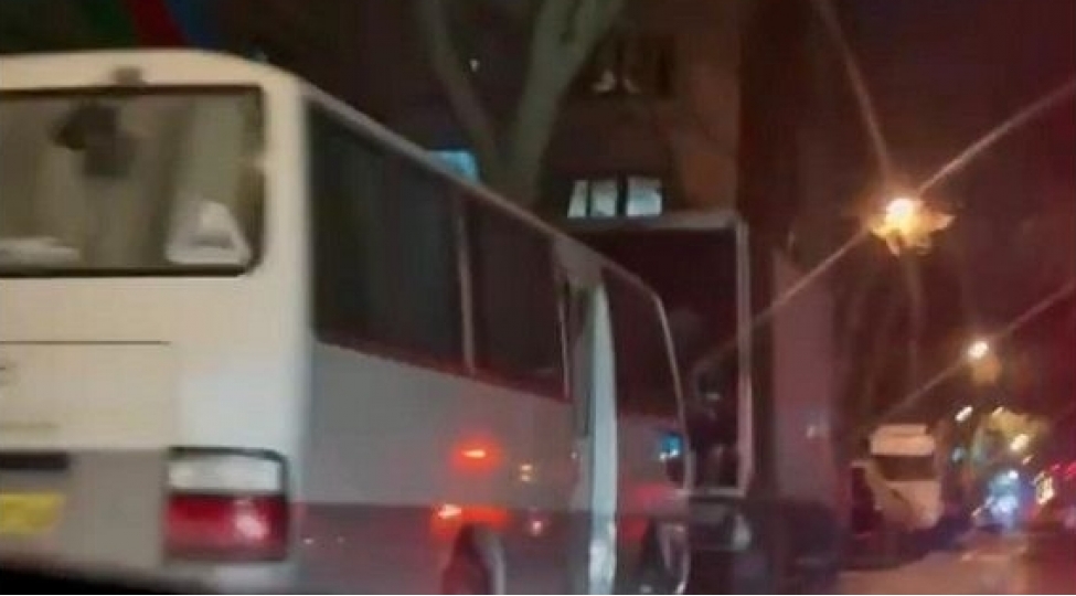 azerbaycanin-tehrandaki-sefirliyinin-emekdashlarinin-texliyesi-uchun-hazirliqlarin-goruntuleri-yayilib