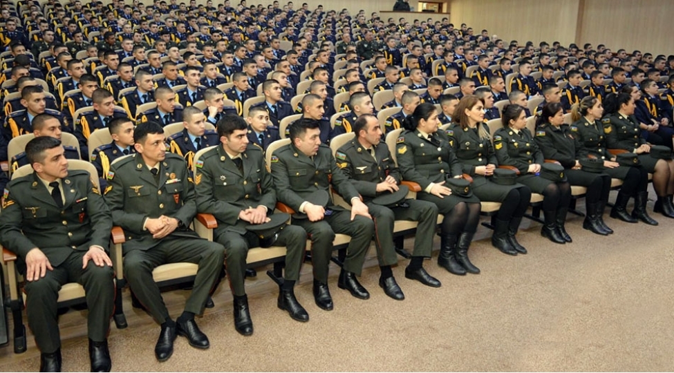 xususi-teyinatli-tehsil-muessiselerinde-gencler-gunu-qeyd-olunub