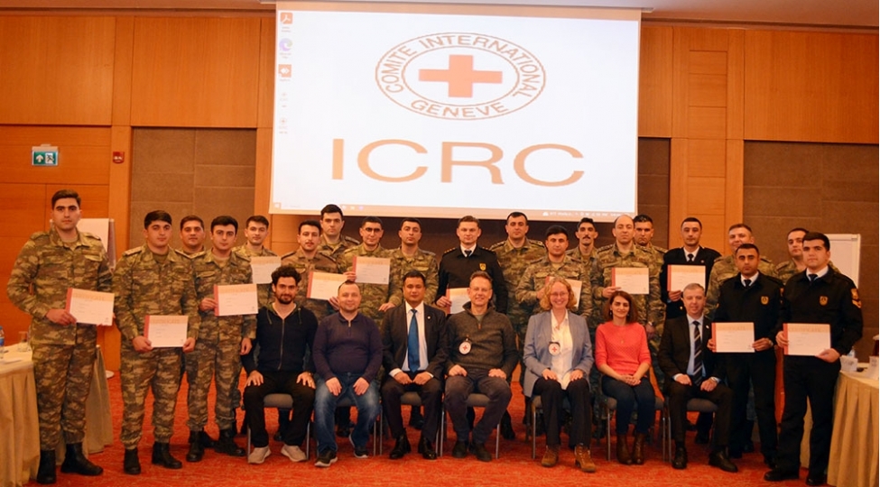 partlayish-travmalarina-yanashma-movzusunda-kurs-kechirilib