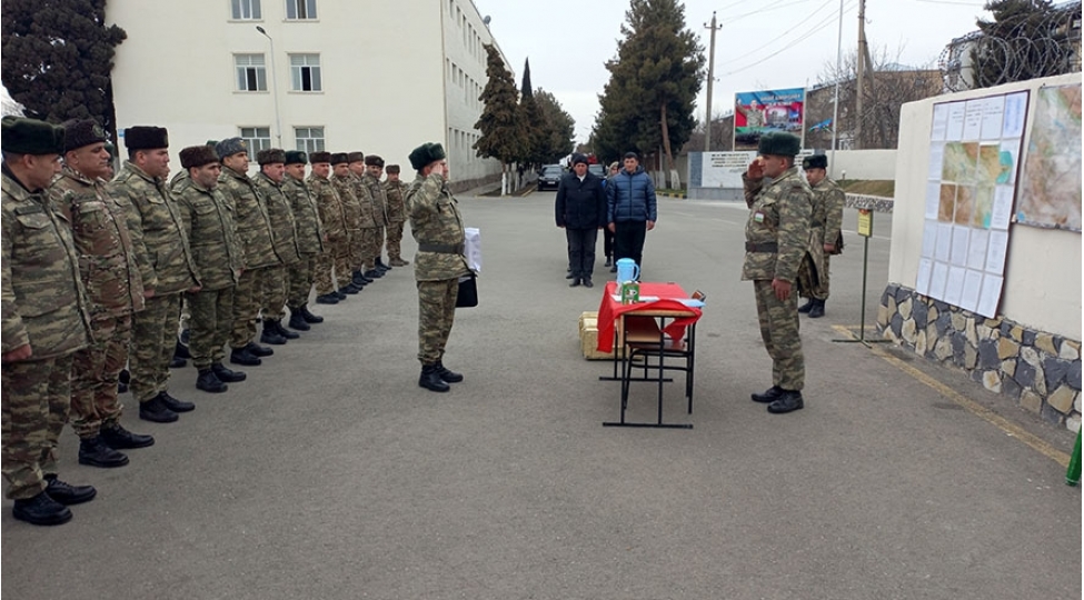 seferberlik-teminat-bazasinda-komanda-qerargah-telimi-kechirilib