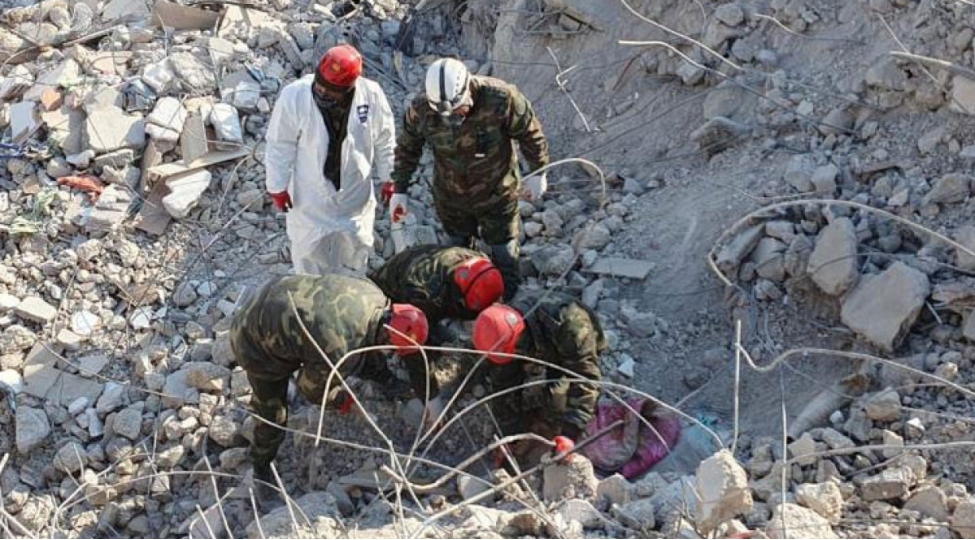 fhn-in-quvveleri-indiyedek-kahramanmarash-ve-hatayda-dagintilar-altindan-53-neferi-sag-780-neferin-ise-cesedini-chixariblar-video