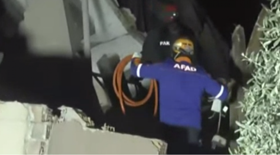 hatayda-uch-nefer-dagintilar-altinda-qalib-video