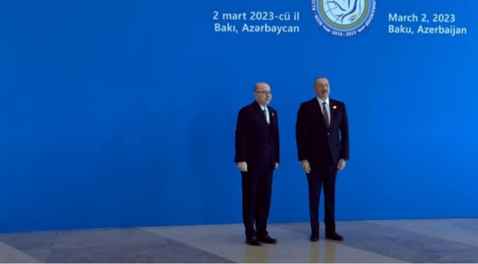 prezident-ilham-eliyev-qoshulmama-herekatinin-temas-qrupunun-zirve-gorushunde-ishtirak-edir-canli-yayim