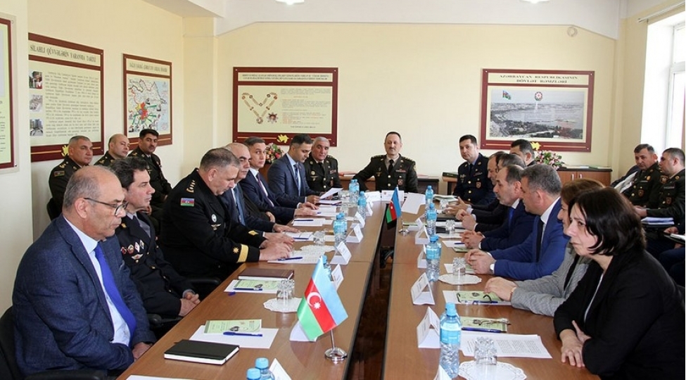 heyder-eliyev-adina-herbi-institutda-tedbir-kechirilib-foto