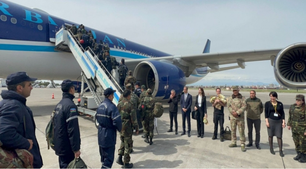 fhn-in-turkiyede-olan-chevik-xilasetme-quvvelerinin-novbeti-qrupu-olkemize-yola-dushub-video-2