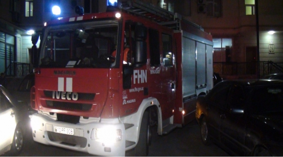 fhn-bineqedide-yashayish-kompleksinde-sherti-yangin-telimi-kechirib-video
