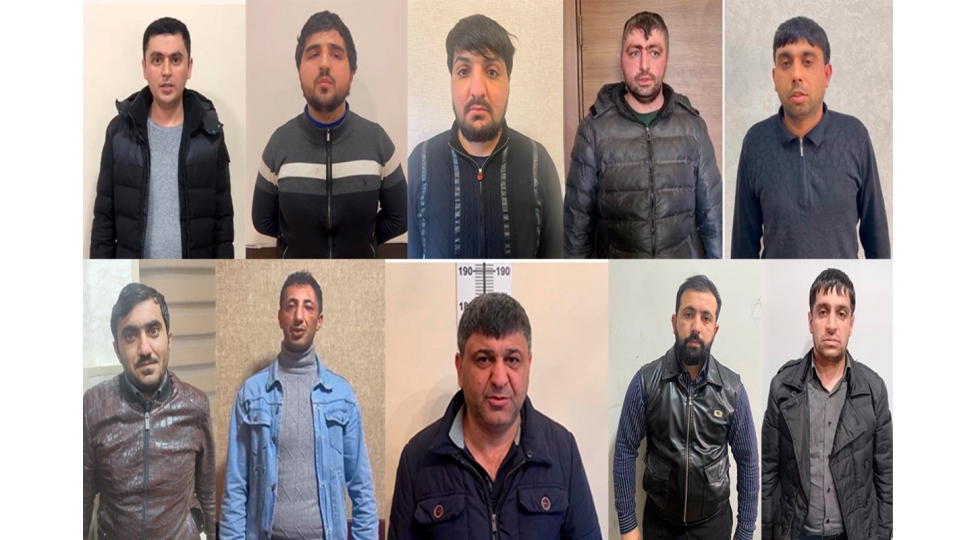 uber-ve-boltun-sernishinlere-exlaqsiz-teklifler-eden-10-surucusu-tutulub-video