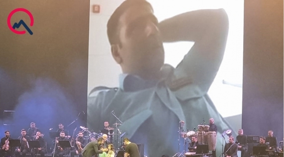 mahsunun-konsertinde-shehid-anarin-ifasi-video