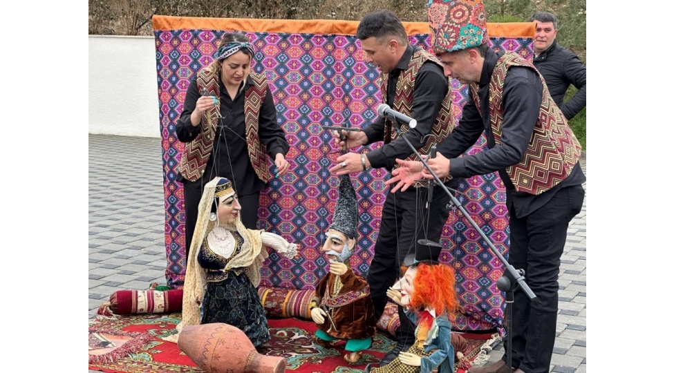 dovlet-kukla-teatri-talish-kendinde-konsert-tamasha-numayish-etdirib-foto