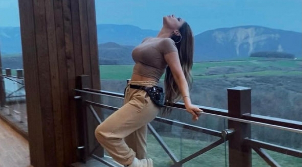 nigar-camal-tebiet-insanlarin-verdiyi-vedlere-ehemiyyet-vermir-foto