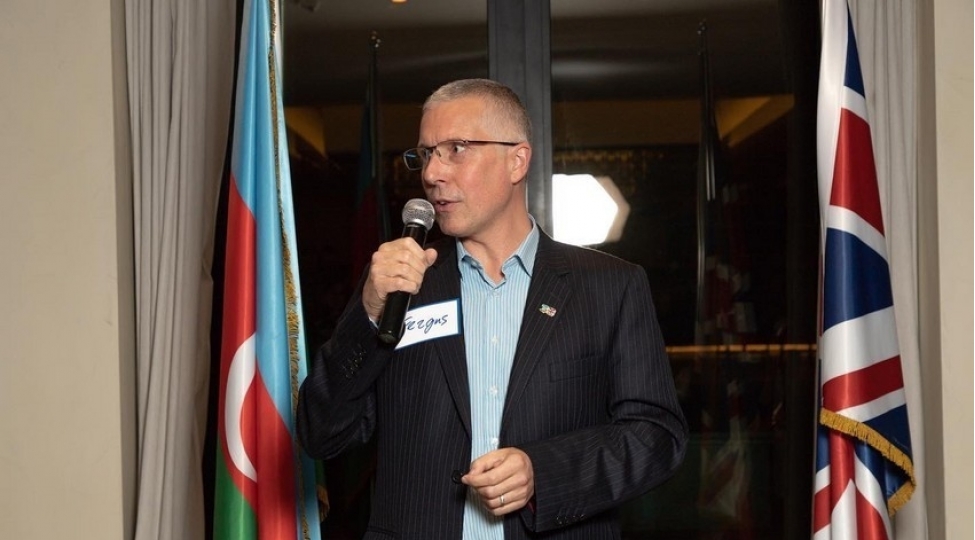 britaniya-azerbaycan-ordusunun-herbchileri-uchun-telim-kechib