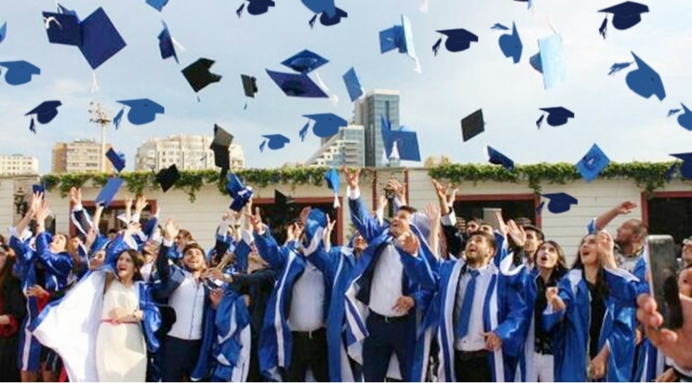 muxtelif-olkelerin-mezun-gunu-eneneleri