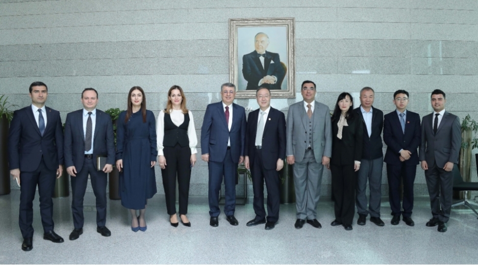 socar-ile-chin-neft-universiteti-arasinda-gorush-kechirilib-foto