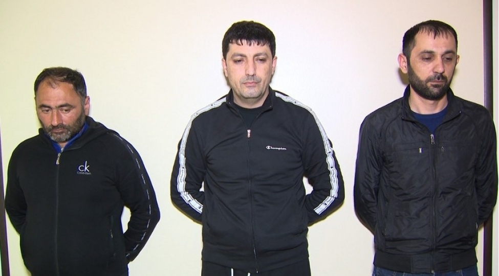 bakida-evden-110-min-dollar-ogurlayan-shexsler-saxlanilib-video