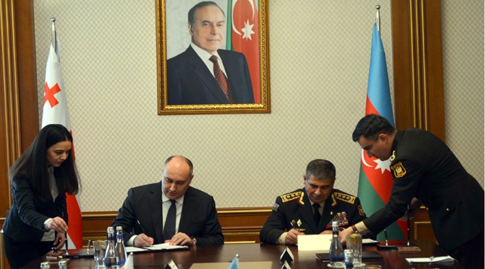 azerbaycan-ve-gurcustan-arasinda-mudafie-sahesinde-emekdashliq-razilashmasi-imzalanib-yenilenibfoto