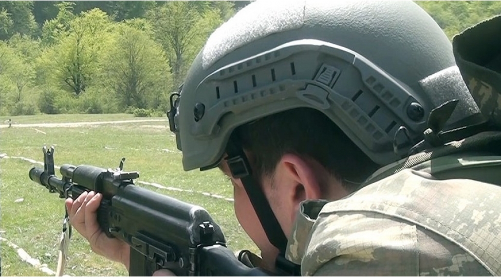 azerbaycan-ordusunun-ehtiyatda-olan-herbchileri-telim-kechirib-praktiki-atishlar-icra-olunub