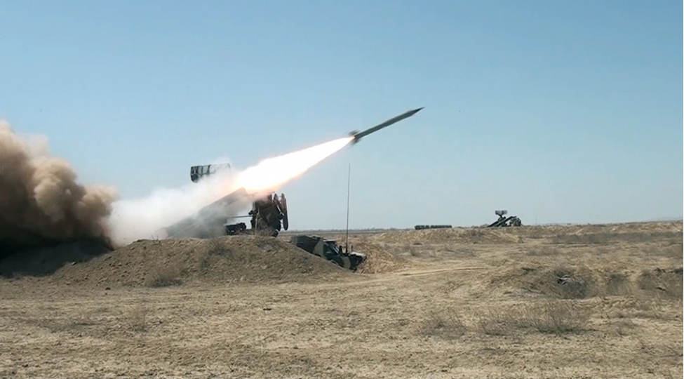 hhm-bolmelerinde-doyush-atishlari-icra-edilib-video