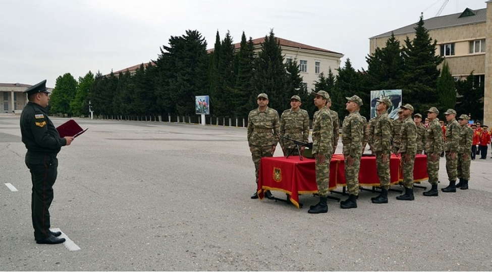 azerbaycan-ordusunda-andichme-merasimleri-kechirilib-fotovideo