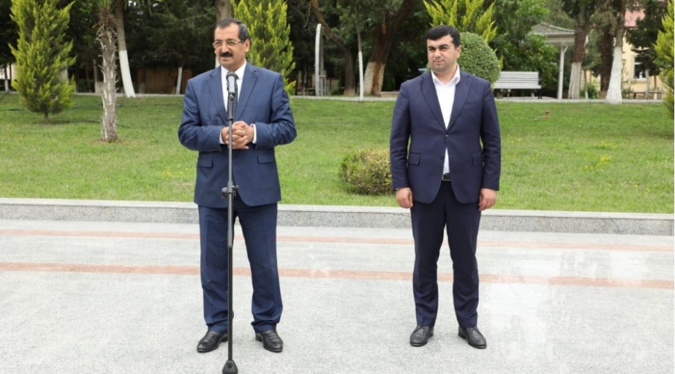 kurdemirliler-achiq-mikrofonaksiyasinda-qazla-bagli-problem-ve-tekliflerini-seslendribler-foto
