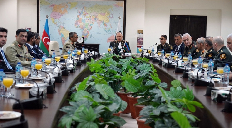 kerim-veliyev-pakistanin-qlobal-senaye-ve-mudafie-helleri-teshkilatinin-qerargahinda-olub