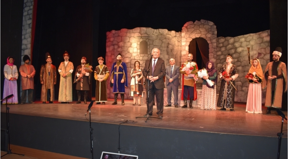 akademik-yaqub-mahmudovun-ideya-muellifi-oldugu-chelebi-xan-tamashasinin-premyerasi-olub-foto