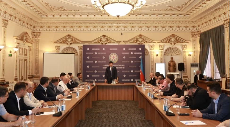 diaspor-komitesinin-sedri-rusiyada-ishleyen-azerbaycanli-hekimlerle-gorushub