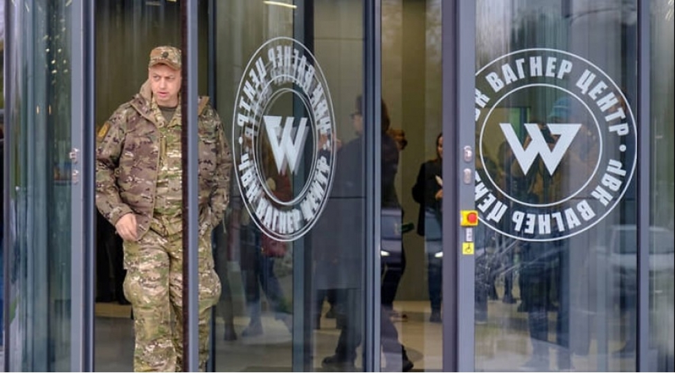 guc-strukturlari-peterburqdaki-vaqner-merkezine-gelib-video