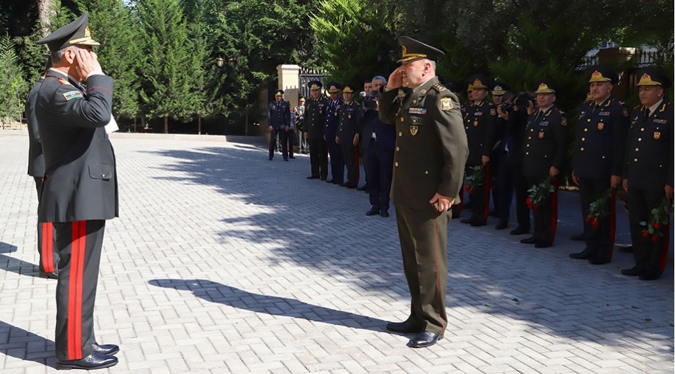 mudafie-nazirliyinin-herbi-qulluqchularina-ali-herbi-rutbeler-teqdim-edilib