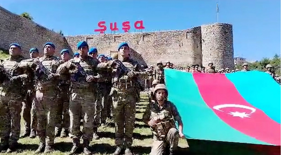 silahli-quvveler-gununde-herbi-qulluqchularin-yurushleri-teshkil-olunub