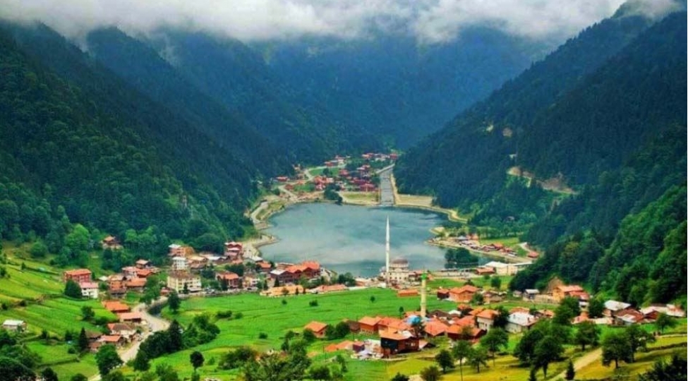 azerbaycanin-turizm-agentlikleri-trabzonun-saglamliq-turizmi-imkanlari-ile-tanish-olublar