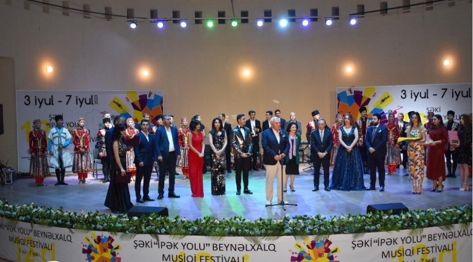 ipek-yolu-xii-beynelxalq-musiqi-festivali-basha-chatdi