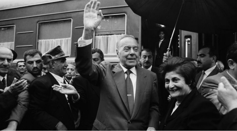 demir-yolu-sisteminde-ulu-onderin-imzasi-ile-qazanilan-ugurlar-foto