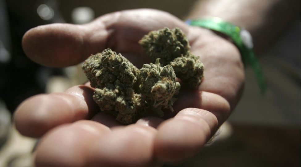 bineqedide-bir-ayda-narkotik-satishi-ile-meshgul-olan-80-nefer-tutulub-video