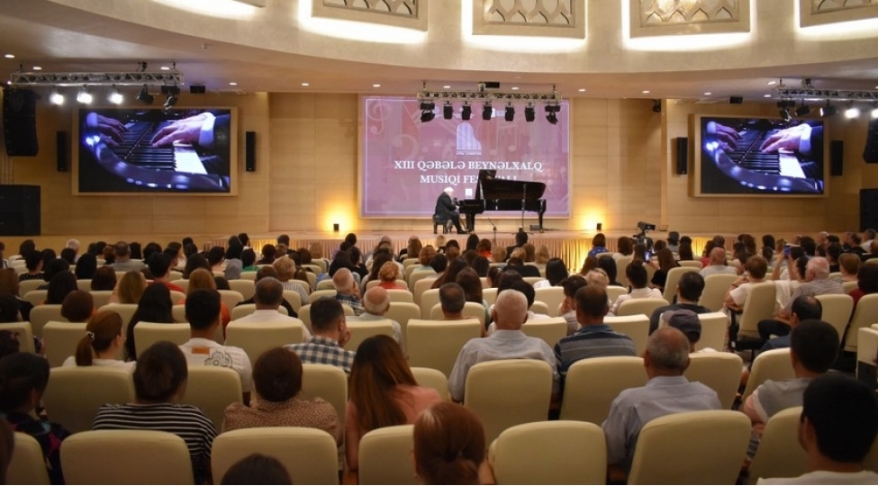 sergey-raxmaninova-hesr-olunmush-kamera-konserti-teqdim-edilib-foto