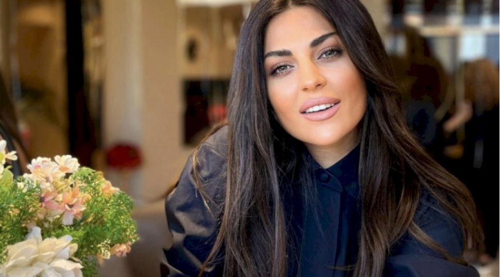 gulay-yeni-mahnisina-klip-chekdirib-video