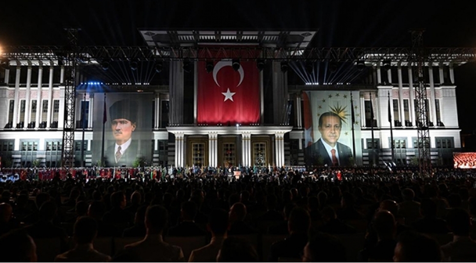 turkiye-cumhuriyyetinin-100-illiyine-marsh-hazirlandi-video