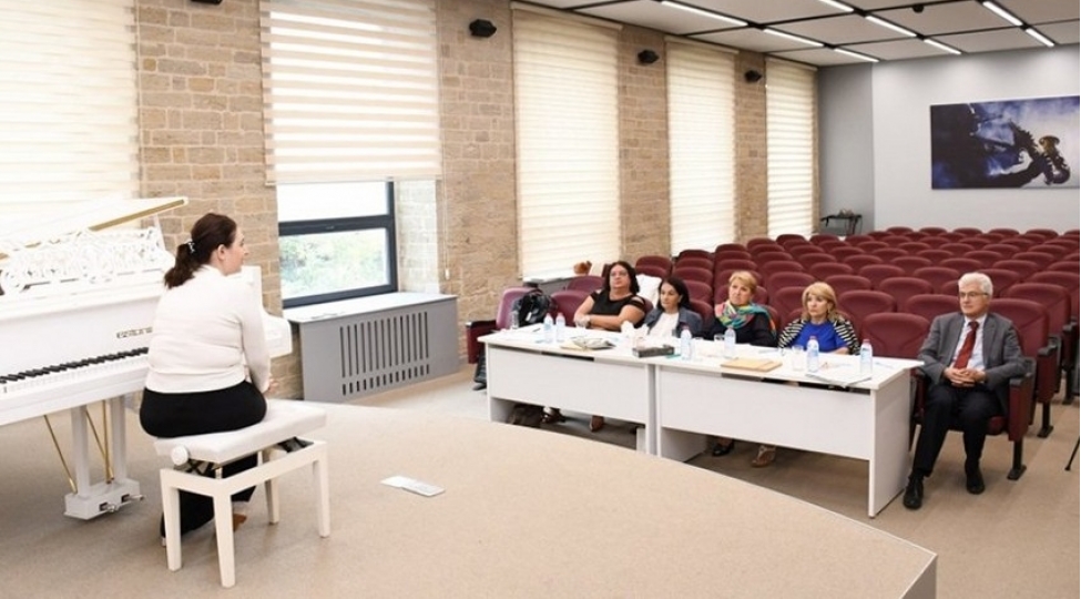 incesenet-muessiselerinde-miq-musabiqesinin-musahibe-merhelesine-bashlanilir