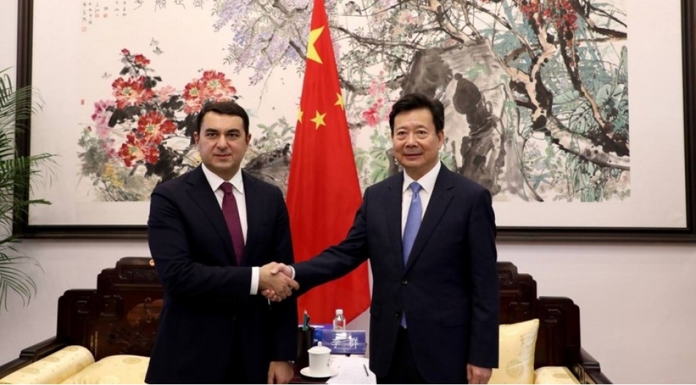 azerbaycanla-chin-arasinda-medeni-irsin-qorunmasi-uzre-emekdashliq-muzakire-olunub