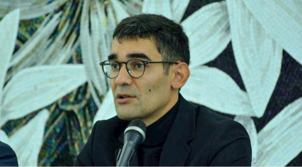 rufet-hesenov-medeniyyet-nazirliyinin-shobe-mudiri-vezifesinden-azad-edilib