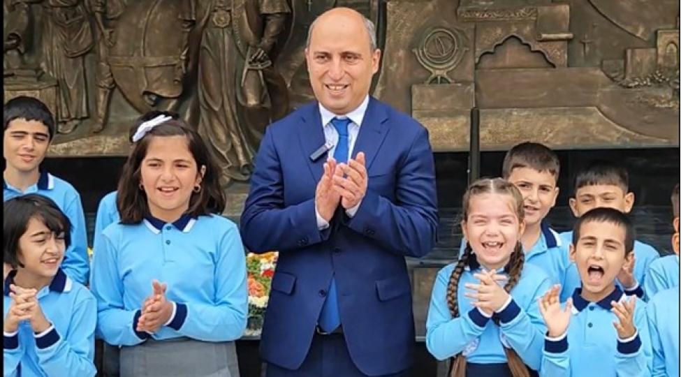 emin-emrullayevden-fuzulide-bilik-gunu-tebriki-video