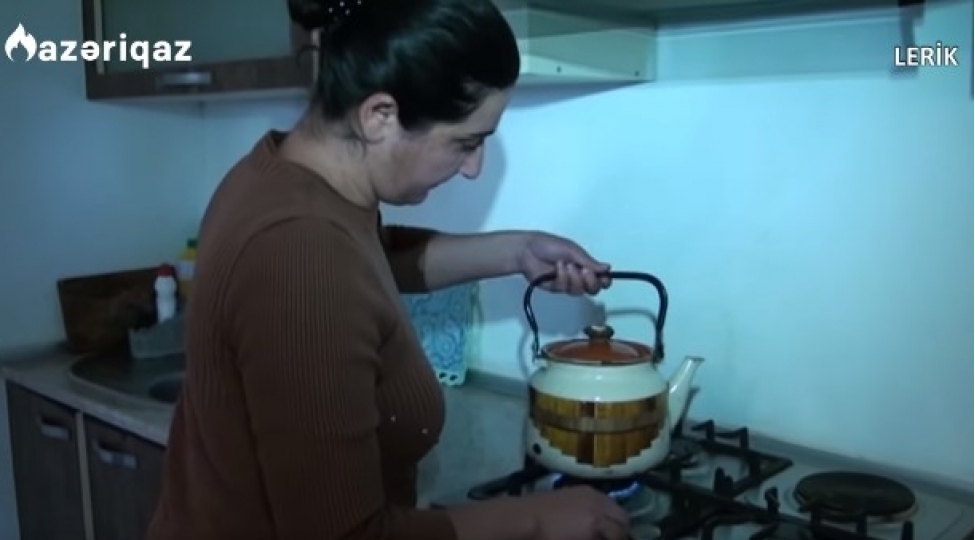 lerikde-shehid-ailelerinin-evleri-qazlashdirilib-video