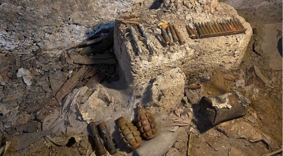 bakida-el-qumbaralari-partladicilar-ve-avtomat-mermileri-ashkarlanib