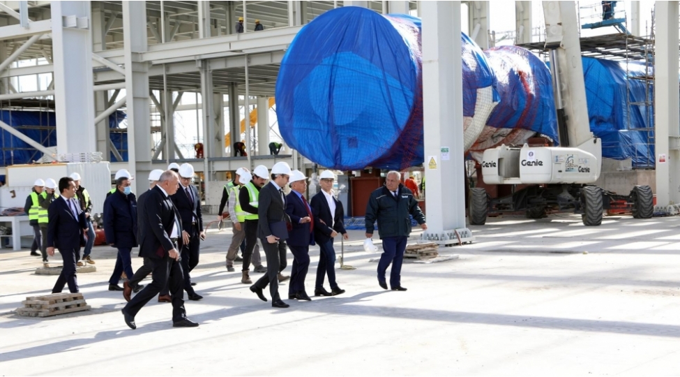 mingechevirde-insha-edilen-yeni-elektrik-stansiyasina-italiyadan-avadanliq-chatdirilib-foto