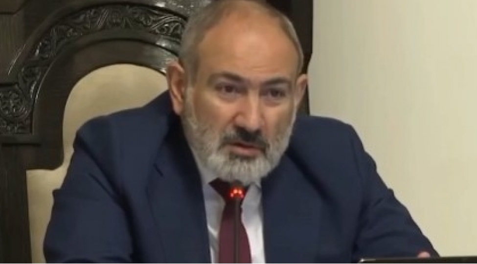 ermenistan-hokumetinin-iclasi-zamani-ishiqlar-sondu-pashinyan-shikayetlendi-video