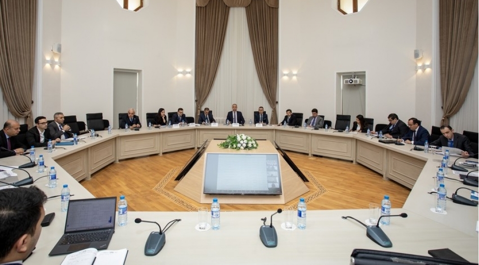 yashil-enerji-mekani-uzre-ishchi-qrupunun-novbeti-iclasi-kechirilib