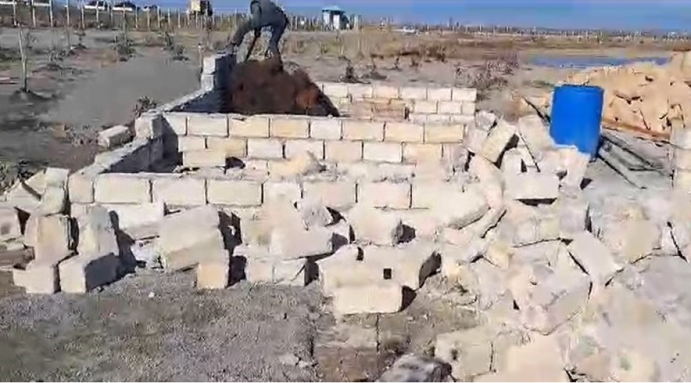 fhn-terefinden-daha-bir-qanunsuz-tikili-sokulub