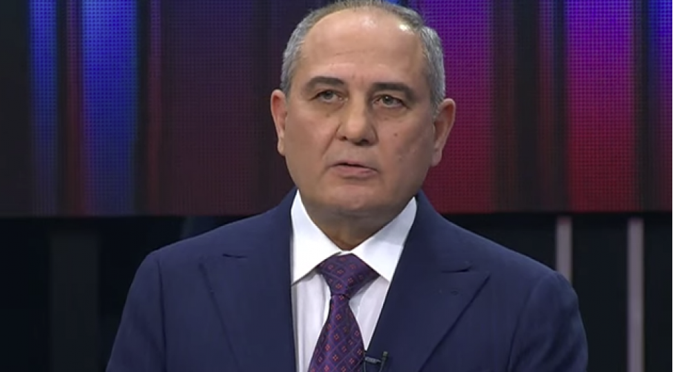 prezidentliye-namizedlerin-ilk-debati-bashladi-videocanli